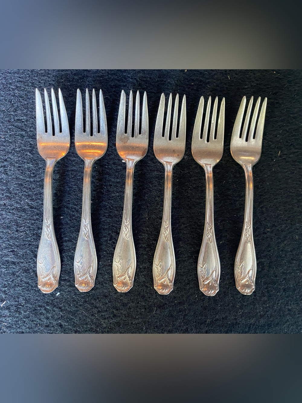 Vintage Silver-Plated Dessert/Salad Forks. Pattern: Two by Purity